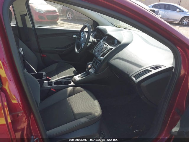 Ford FOCUS SE 2014 1FADP3F26EL258705 Image 5