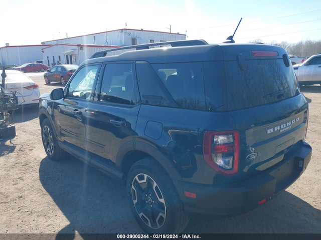 Ford Bronco Sport Outer Banks 2021 3FMCR9C63MRB05494 Image 3