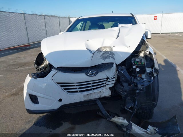 Hyundai TUCSON GLS 2015 KM8JT3AF6FU069174 Image 12