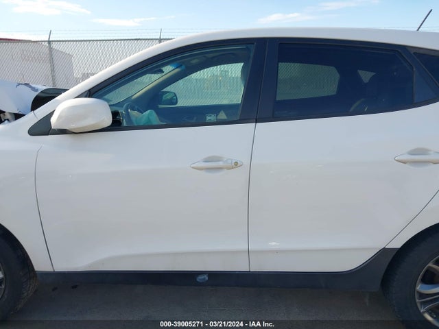 Hyundai TUCSON GLS 2015 KM8JT3AF6FU069174 Image 14