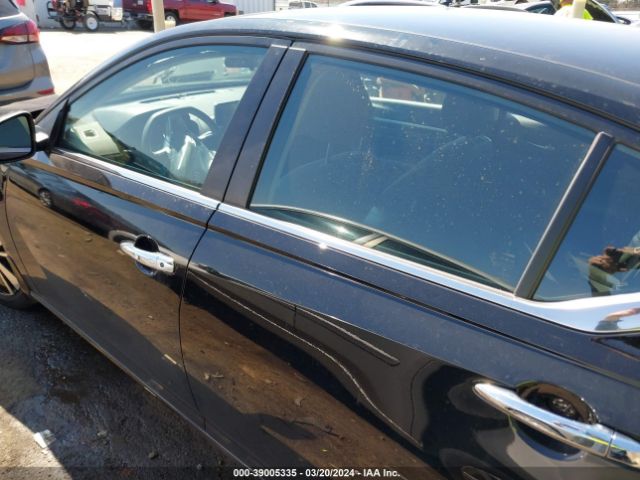 1N4BL4DW6NN326357 Nissan Altima Sv Intelligent Awd