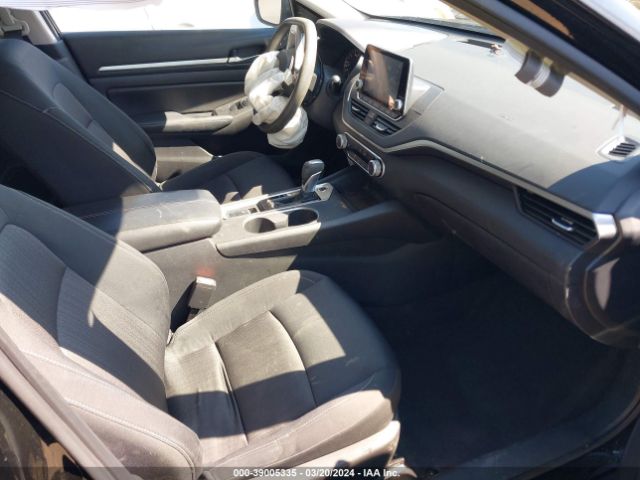 1N4BL4DW6NN326357 Nissan Altima Sv Intelligent Awd