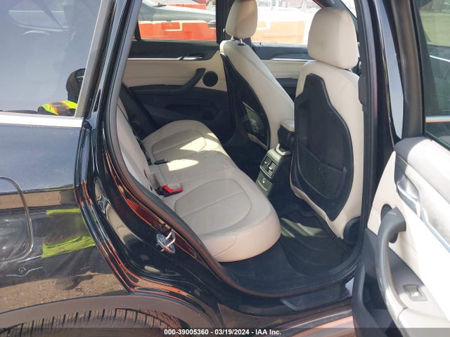 BMW X1 Xdrive28i 2016 WBXHT3C34GP880349 Image 8