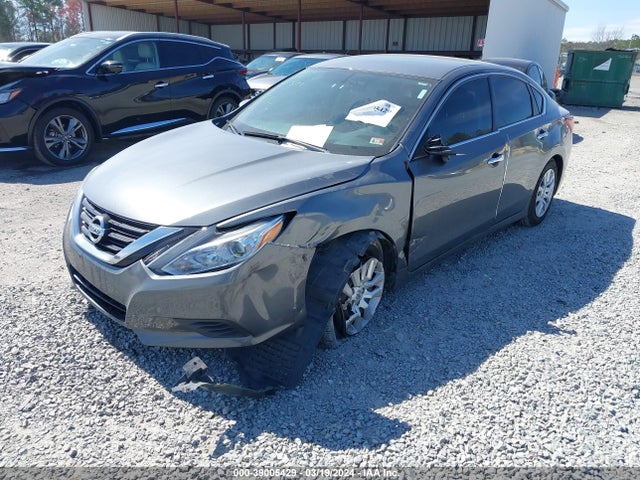 Nissan Altima 2.5 S 2018 1N4AL3APXJC118409 Image 2