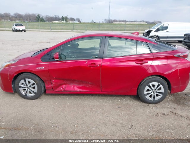 Toyota Prius Three 2016 JTDKARFU0G3522964 Image 14