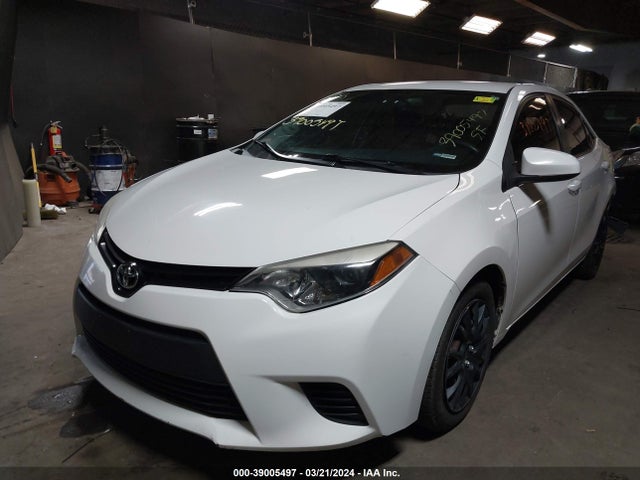 Toyota COROLLA LE 2014 2T1BURHE4EC034179 Image 2