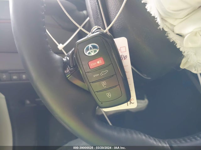 Toyota Venza Limited 2021 JTEAAAAH9MJ081278 Image 11