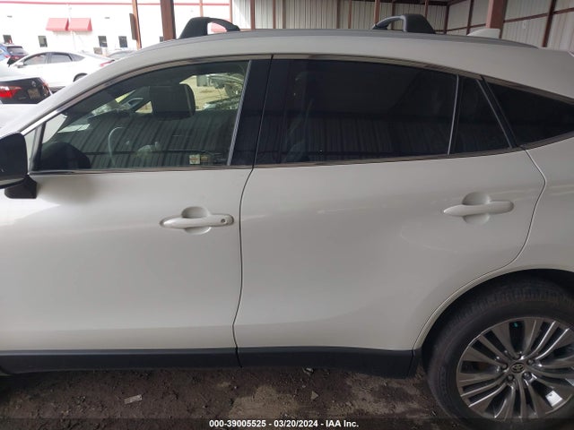 Toyota Venza Limited 2021 JTEAAAAH9MJ081278 Image 14