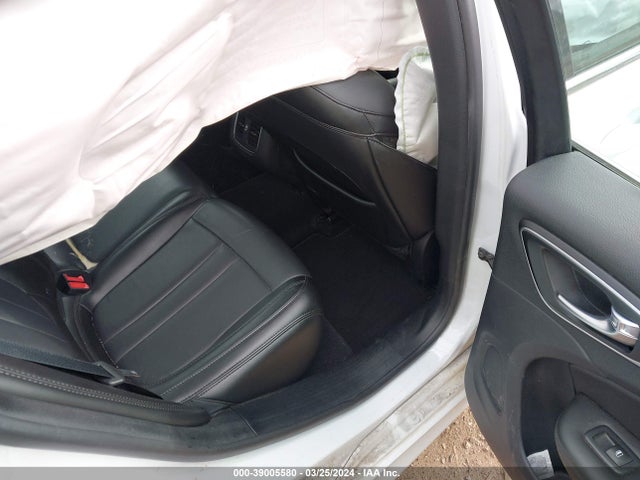 Chrysler 200 Limited Platinum 2017 1C3CCCAB8HN502683 Image 8