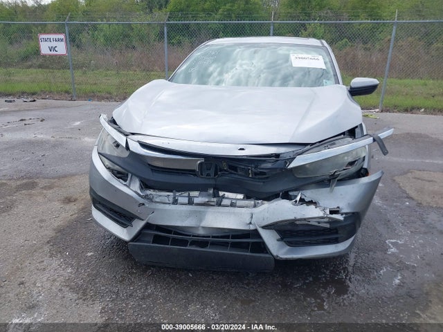 Honda CIVIC EX 2018 2HGFC2F73JH585981 Image 12