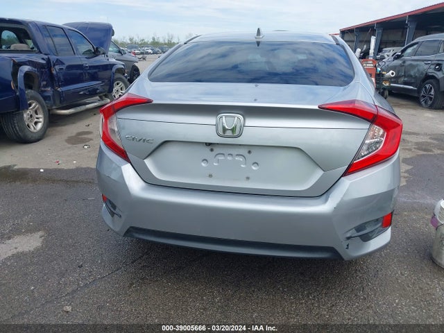 Honda CIVIC EX 2018 2HGFC2F73JH585981 Image 16