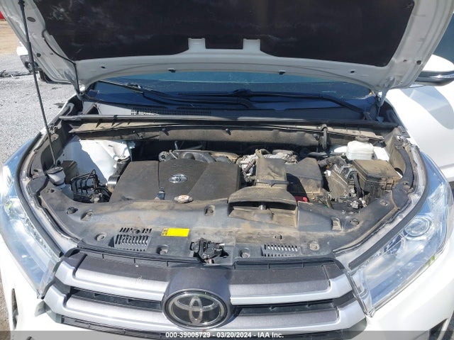 Toyota Highlander Xle 2019 5TDKZRFH1KS552025 Image 10