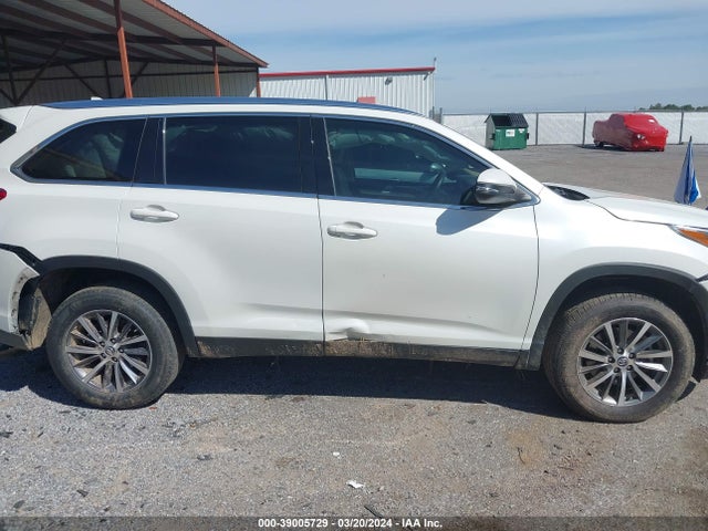Toyota Highlander Xle 2019 5TDKZRFH1KS552025 Image 13
