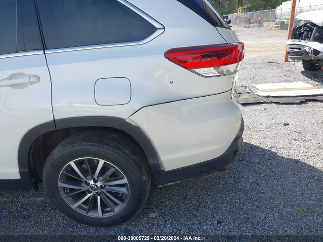Toyota Highlander Xle 2019 5TDKZRFH1KS552025 Image 6