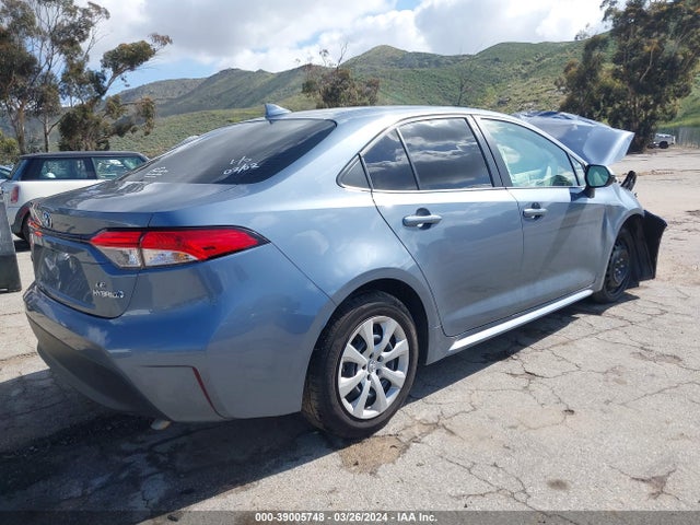 Toyota Corolla Hybrid Le 2024 JTDBCMFE6R3028309 Image 4