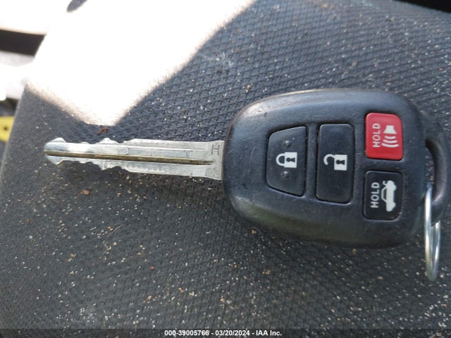 Toyota COROLLA LE 2019 2T1BURHE8KC216656 Image 11