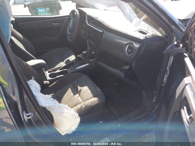 Toyota COROLLA LE 2019 2T1BURHE8KC216656 Image 5