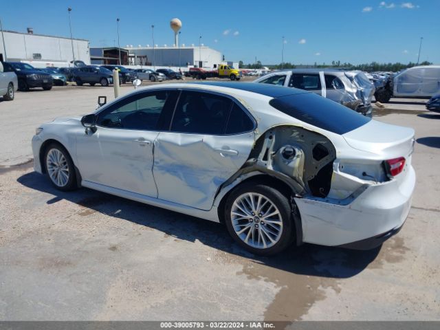 4T1B11HK3JU153074 Toyota CAMRY XLE