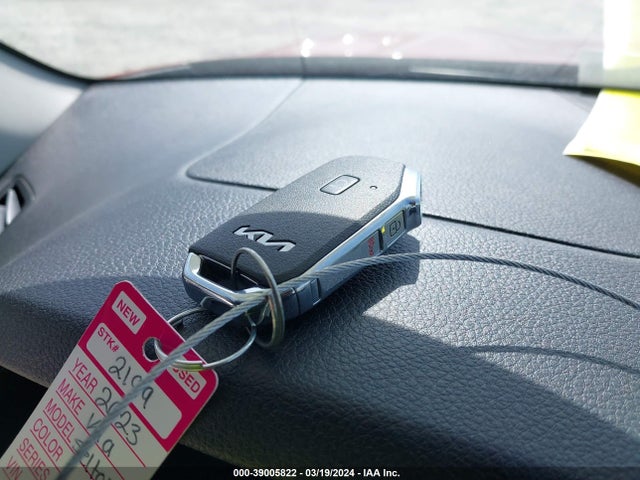 KIA SELTOS S 2023 KNDEUCAA4P7437066 Image 11
