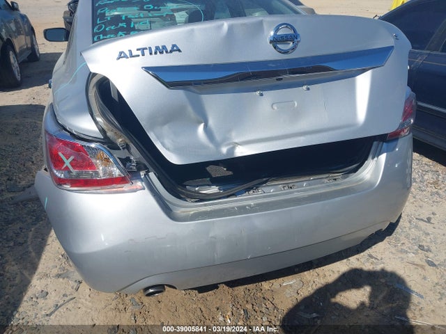 Nissan Altima 2.5 S 2015 1N4AL3AP9FC199782 Image 6