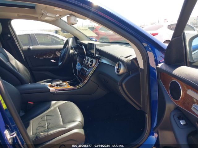WDC0G4JB9HF117937 Mercedes-Benz GLC 300