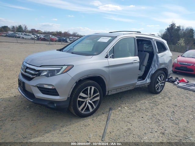Honda Pilot Touring 2016 5FNYF6H90GB021823 Image 2