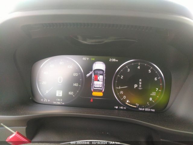 YV4162UM5M2459737 Volvo Xc40 T5 R-design