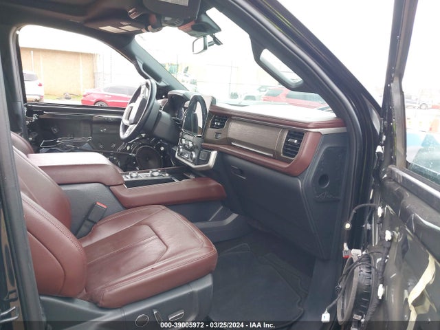 Ford Expedition Limited 2022 1FMJU2AT8NEA37803 Image 5