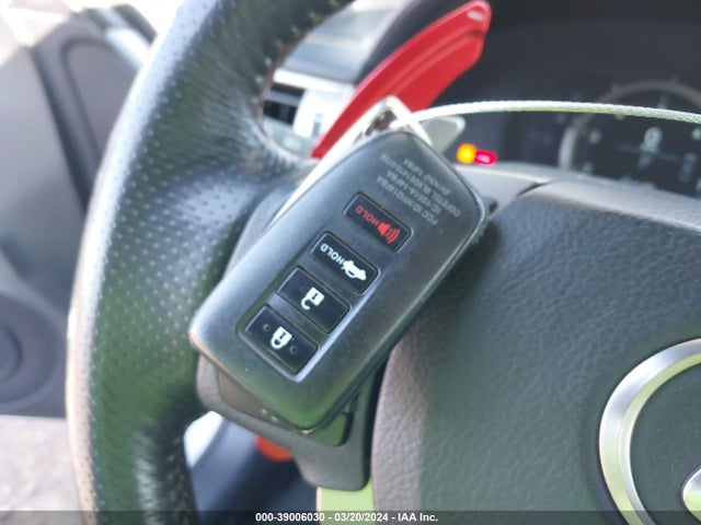 JTHBA1D2XG5033168 Lexus IS 200T