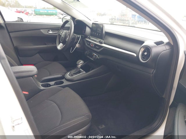 KIA FORTE FE 2019 3KPF24AD8KE123777 Image 5