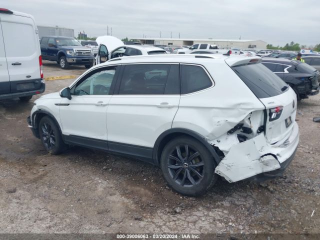 3VV3B7AX2NM030764 Volkswagen Tiguan 2.0t Se