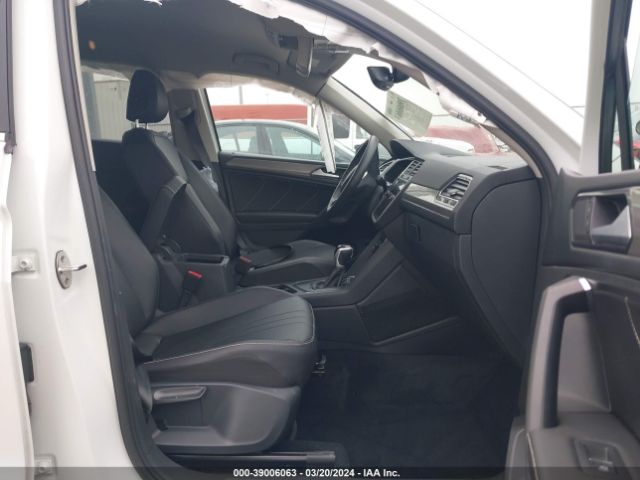 3VV3B7AX2NM030764 Volkswagen Tiguan 2.0t Se