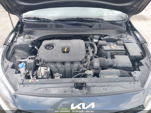3KPF24ADXNE482889 KIA Forte Lxs
