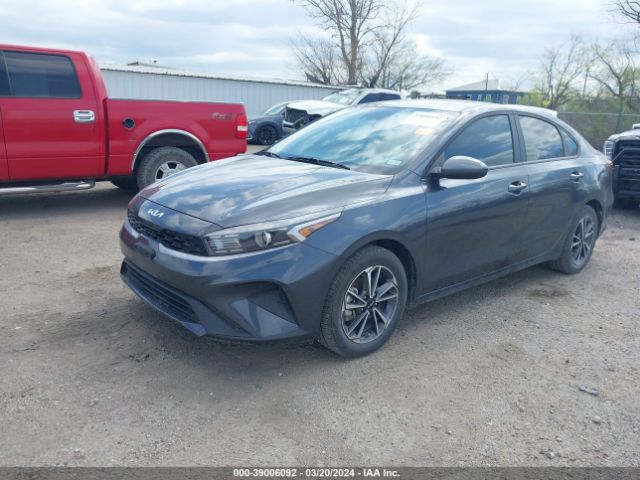 3KPF24ADXNE482889 KIA Forte Lxs