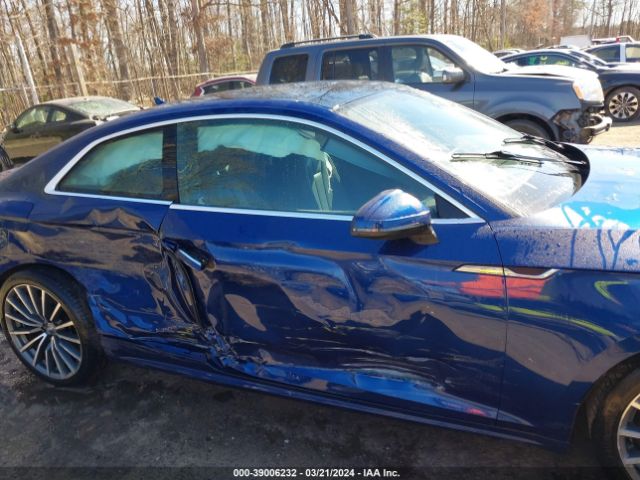 WAURNAF55JA037698 Audi A5 2.0t Premium