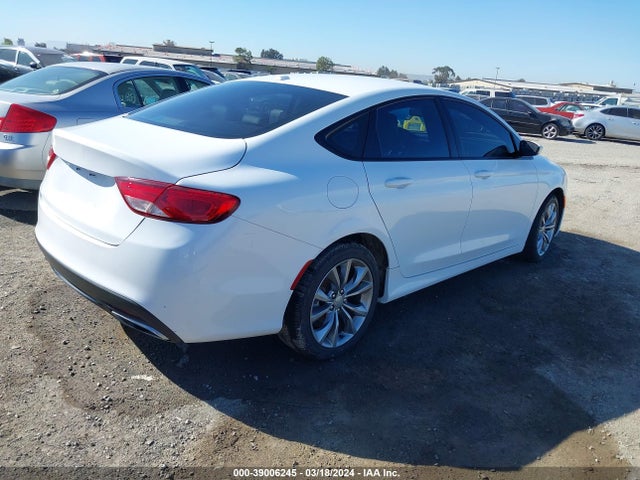 Chrysler 200 S 2015 1C3CCCBB3FN538941 Image 4