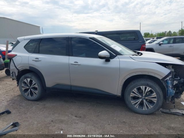 5N1AT3BB6MC736386 Nissan Rogue Sv Intelligent Awd
