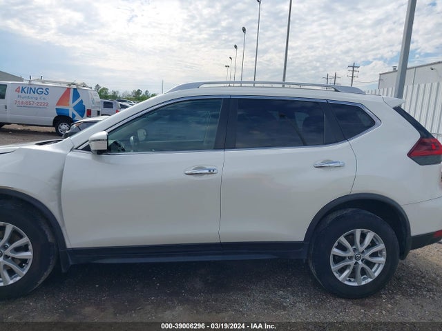 Nissan ROGUE SV 2018 JN8AT2MV5JW355312 Image 15
