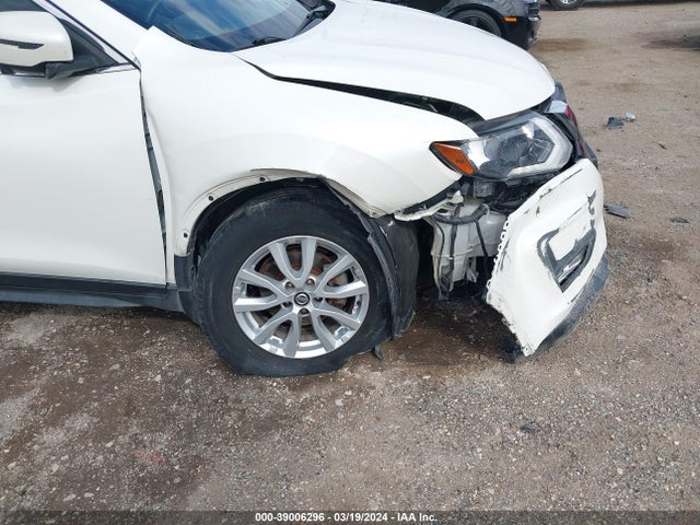 Nissan ROGUE SV 2018 JN8AT2MV5JW355312 Image 18