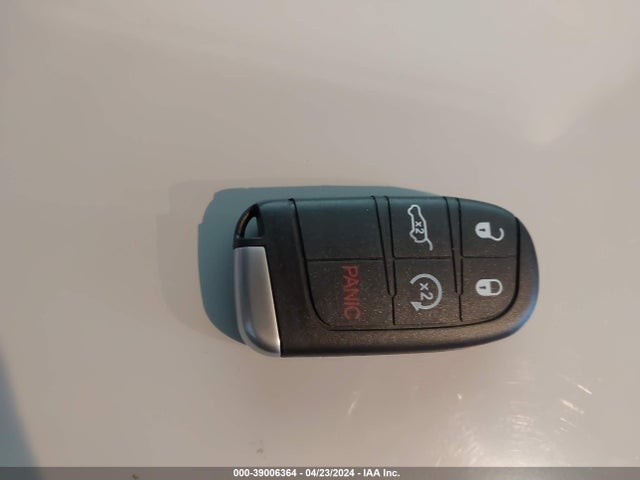 1C4RJEAG3JC288755 Jeep Grand Cherokee Altitude 4x2