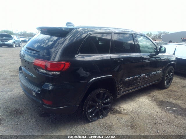 1C4RJEAG3JC288755 Jeep Grand Cherokee Altitude 4x2