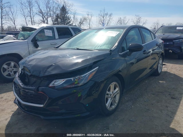 Chevrolet Cruze Lt Auto 2017 1G1BE5SM0H7259428 Image 2