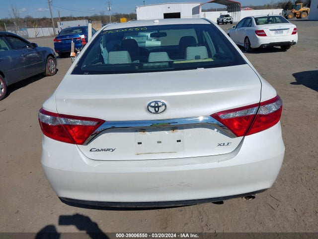 Toyota CAMRY XLE 2017 4T1BF1FK0HU383489 Image 16