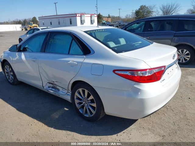 Toyota CAMRY XLE 2017 4T1BF1FK0HU383489 Image 3