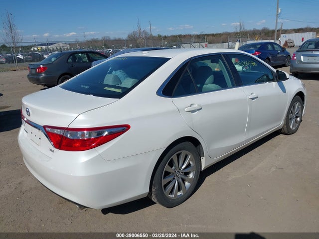 Toyota CAMRY XLE 2017 4T1BF1FK0HU383489 Image 4