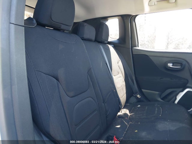 ZACNJBB13KPJ93498 Jeep Renegade Latitude 4x4