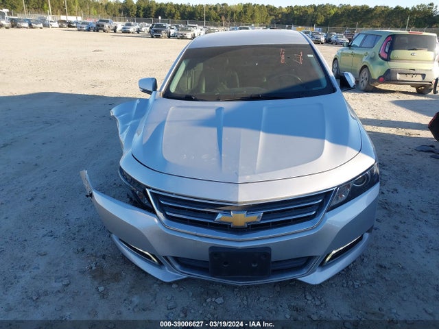 Chevrolet IMPALA 1LT 2018 1G1105S35JU139665 Image 12