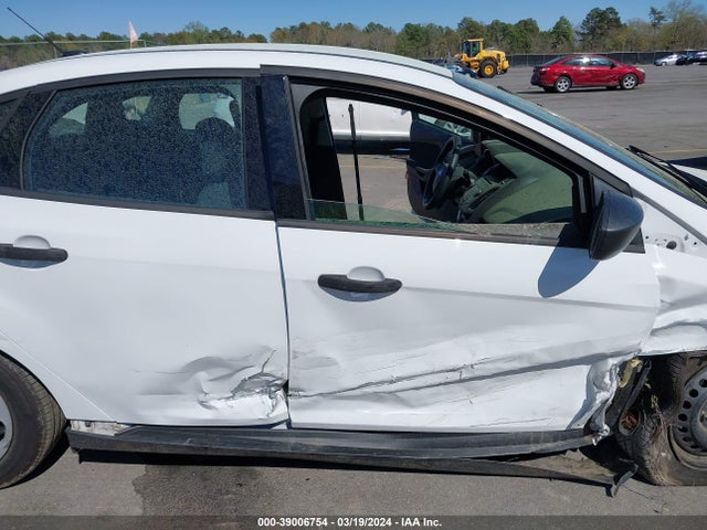 Ford FOCUS S 2016 1FADP3E21GL345707 Image 6