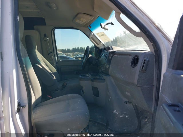 Ford E-250 Commercial 2014 1FTNE2EL1EDA25298 Image 5