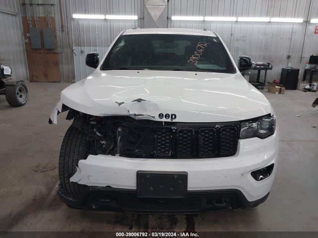 1C4RJFAG5JC382321 Jeep Grand Cherokee Upland 4x4